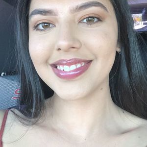 Meet your Posher, Karina